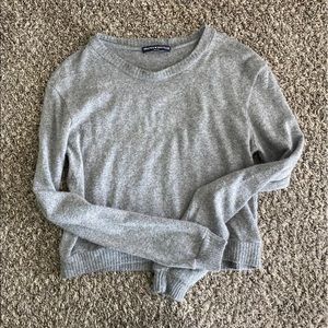 Brandy Melville sweater